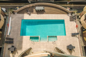 Braddon Bliss - Sleek Apartment Near Attractions